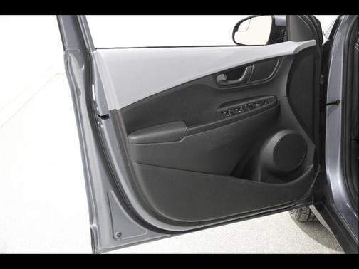 2020 Hyundai KONA SE