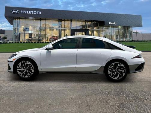 2025 Hyundai IONIQ 6 SEL