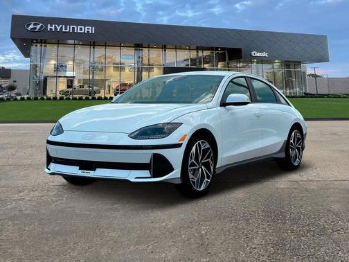 2025 Hyundai IONIQ 6 SEL