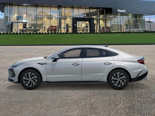 2026 Hyundai SONATA Hybrid Base