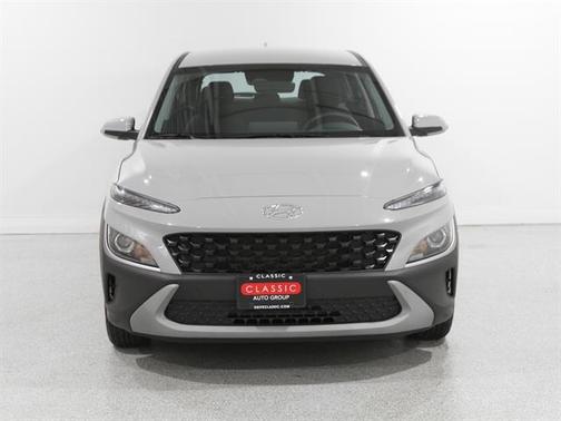 2023 Hyundai KONA SE