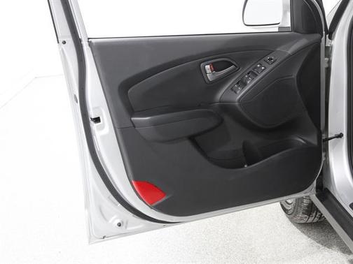 2014 Hyundai TUCSON SE