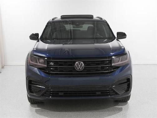 2023 Volkswagen Atlas Cross Sport 3.6L V6 SEL R-Line