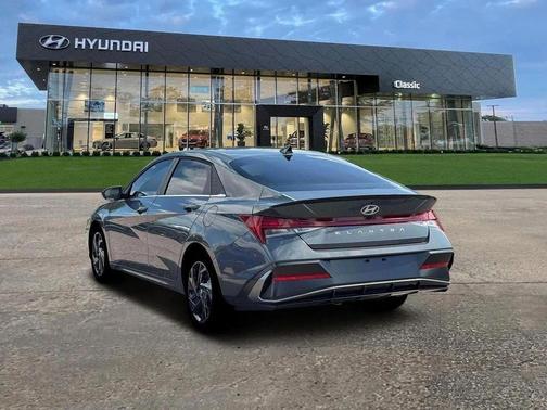 Ecotronic Gray 2026 Hyundai ELANTRA Sport