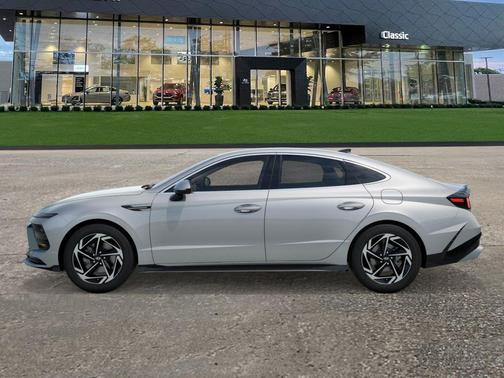 2026 Hyundai SONATA SEL