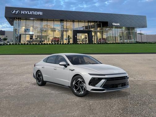 2026 Hyundai SONATA SEL