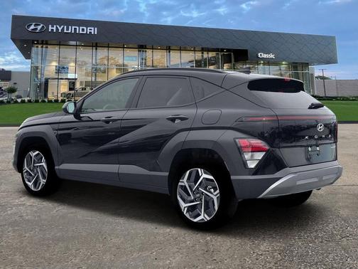 Abyss Black Pearl 2026 Hyundai KONA SEL Premium