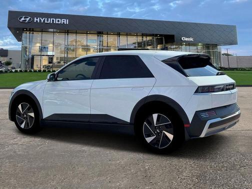 2026 Hyundai IONIQ 5 SEL