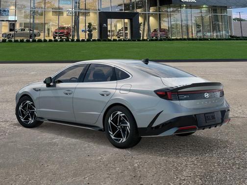 2026 Hyundai SONATA SEL