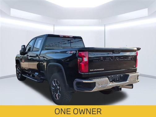 Black 2025 Chevrolet Silverado 2500 LT