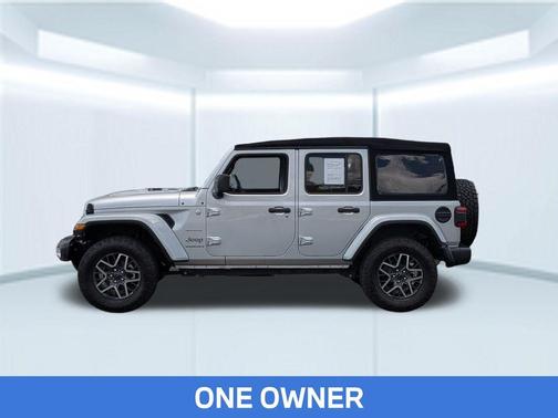 Silver Zynith Clearcoat 2024 Jeep Wrangler Sahara