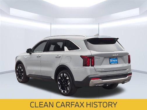 Wolf Gray 2024 Kia Sorento SX