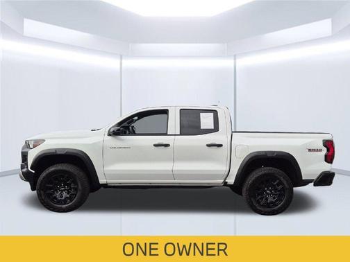Summit White 2026 Chevrolet Colorado Trail Boss