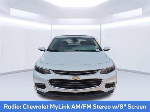Summit White 2018 Chevrolet Malibu LT