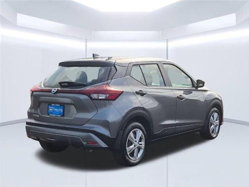 Gun Metallic 2021 Nissan Kicks S