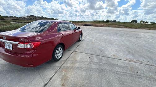 Barcelona Red Metallic 2013 Toyota Corolla 4dr Sdn Auto LE (Natl)