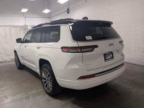 Bright White Clearcoat 2026 Jeep Grand Cherokee L Summit