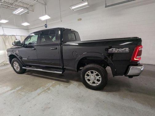 Diamond Black 2019 RAM 2500 Laramie