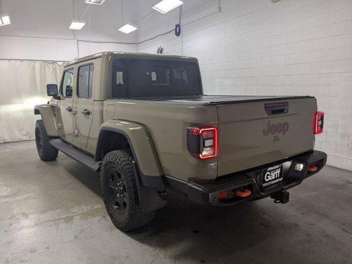 Gator Clearcoat 2020 Jeep Gladiator Mojave