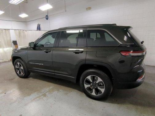 2023 Jeep Grand Cherokee 4xe Base