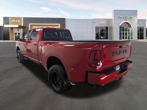 Molten Red Pearlcoat 2026 RAM 3500 Laramie