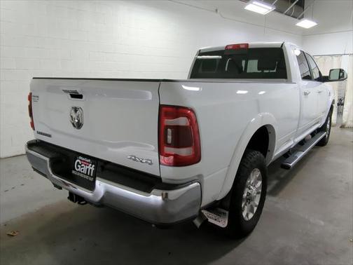 2022 RAM 3500 Laramie Crew Cab 4x4 8 Box