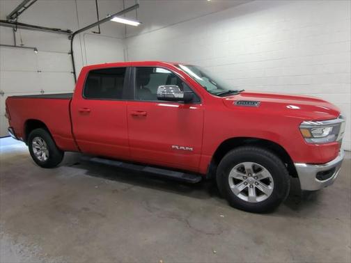 2023 RAM 1500 Laramie Crew Cab 4x4 64' Box