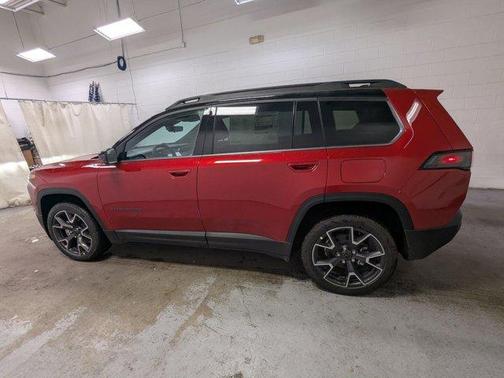 2026 Jeep Cherokee Overland