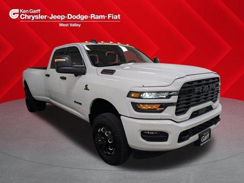 Bright White Clearcoat 2026 RAM 3500 Big Horn