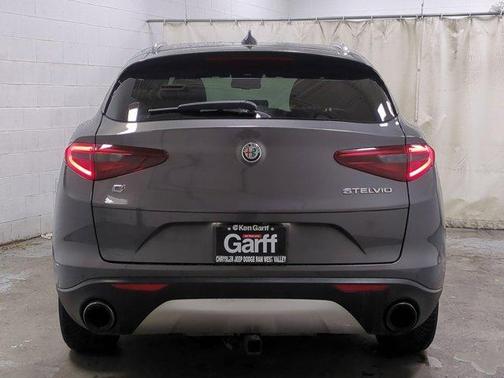 2019 Alfa Romeo Stelvio Base