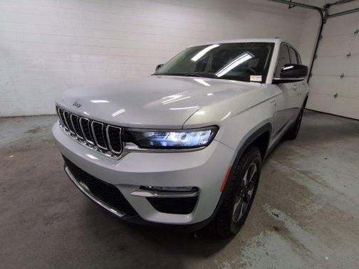 2023 Jeep Grand Cherokee 4xe Base