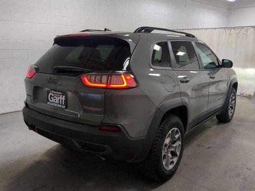 2022 Jeep Cherokee Trailhawk
