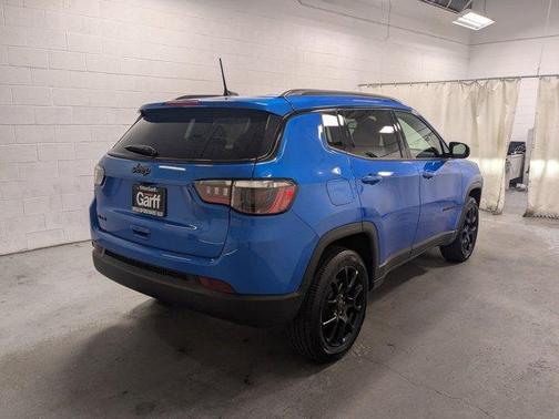 Hydro Blue Pearlcoat 2026 Jeep Compass Latitude