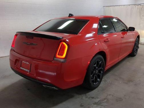 2019 Chrysler 300 S