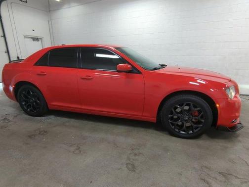 2019 Chrysler 300 S