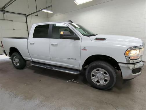 2022 RAM 2500 Big Horn Crew Cab 4x4 64' Box