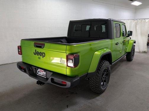 2025 Jeep Gladiator Sport