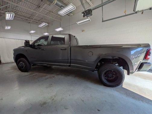 Granite Crystal Clearcoat Metallic 2023 RAM 3500 Big Horn