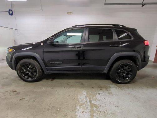 2022 Jeep Cherokee Trailhawk