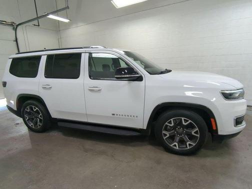 2023 Jeep Wagoneer Series III