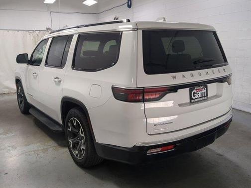 2023 Jeep Wagoneer Series III