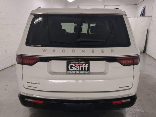 2023 Jeep Wagoneer Series III