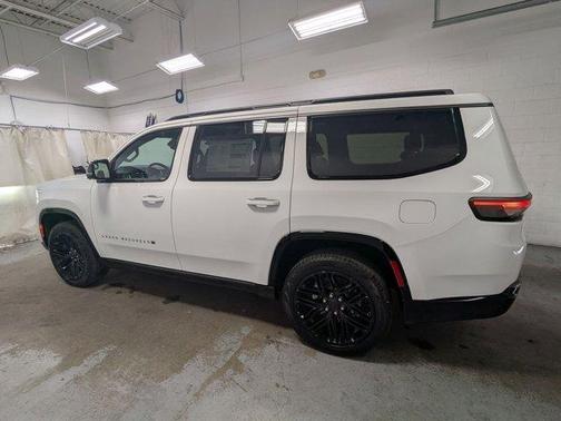 2026 Jeep Grand Wagoneer Limited Reserve