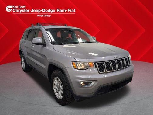 2020 Jeep Grand Cherokee Laredo E