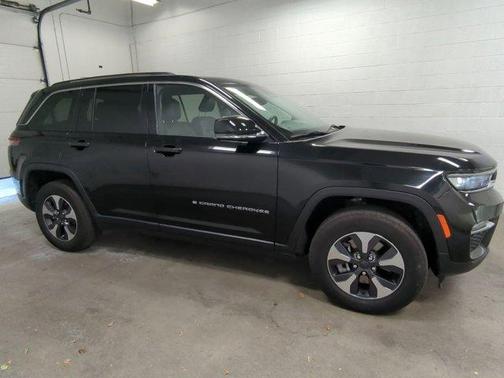 2022 Jeep Grand Cherokee 4xe Base