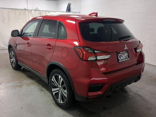 2024 Mitsubishi Outlander Sport 2.0 LE