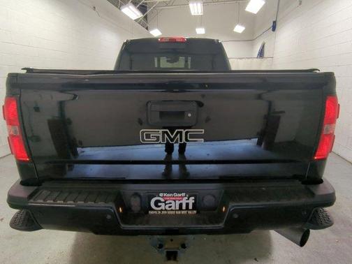 2016 GMC Sierra 2500 Denali