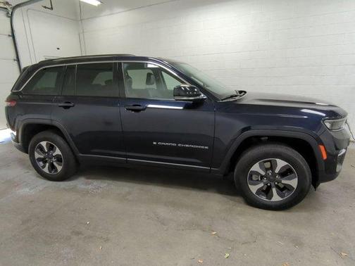 2022 Jeep Grand Cherokee 4xe Base