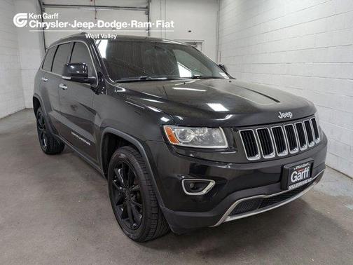 Brilliant Black Crystal Pearlcoat 2014 Jeep Grand Cherokee Limited