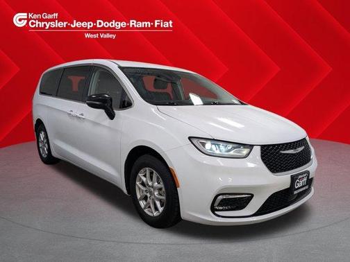 Bright White Clearcoat 2024 Chrysler Pacifica Touring-L